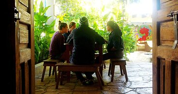 Rossco Hostel