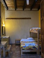 Rossco Hostel
