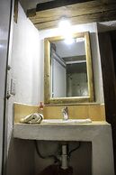 Rossco Hostel