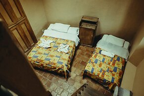Rossco Hostel
