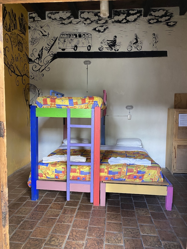 Rossco Hostel