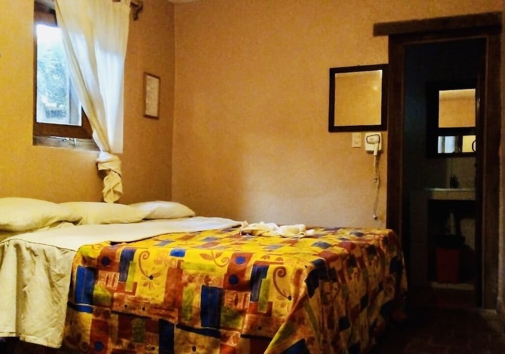 Rossco Hostel