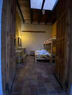 Rossco Hostel