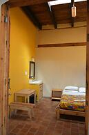 Rossco Hostel