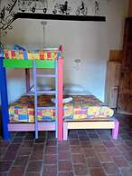 Rossco Hostel