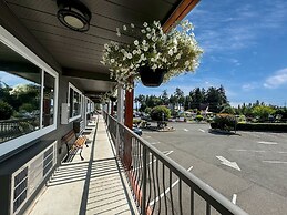 The Tide's Inn