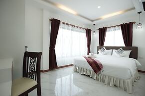 Gusto House