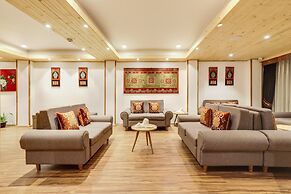 Summit Swiss Heritage Hotel & Spa