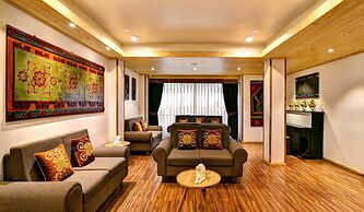 Summit Swiss Heritage Hotel & Spa