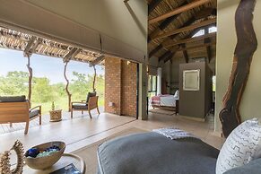 Baobab Ridge Private Lodge