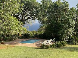 El Roi Guest Lodge