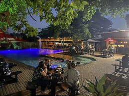 El Roi Guest Lodge