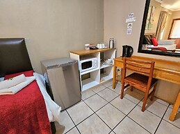 El Roi Guest Lodge