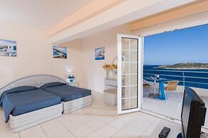Creta Hotel