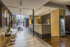 Lemon Apartments