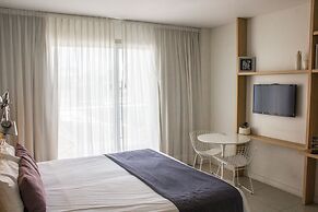 Lemon Apartments