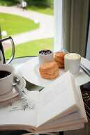 Lakeside Hotel & Spa
