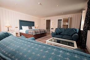 Lakeside Hotel & Spa