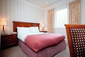 Lakeside Hotel & Spa