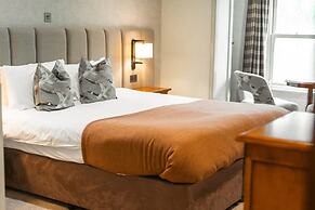 Lakeside Hotel & Spa