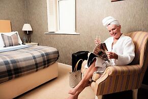Lakeside Hotel & Spa
