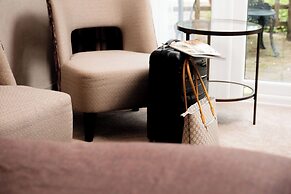 Lakeside Hotel & Spa