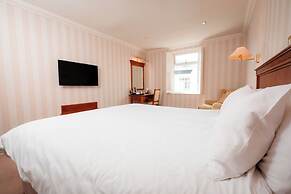 Lakeside Hotel & Spa
