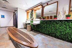 Lakeside Hotel & Spa