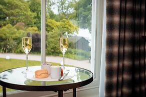 Lakeside Hotel & Spa
