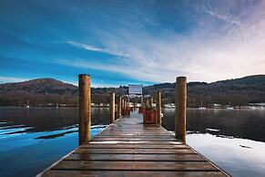 Lakeside Hotel & Spa