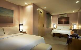 Shore Time Hotel