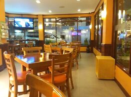 Shore Time Hotel