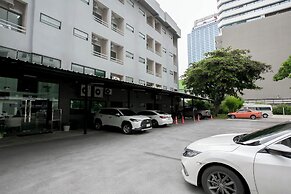 Annex Lumpini Bangkok
