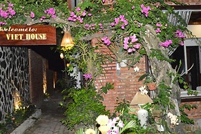 Viet House Homestay