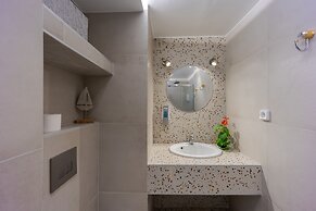 W Suites Annex by Estia