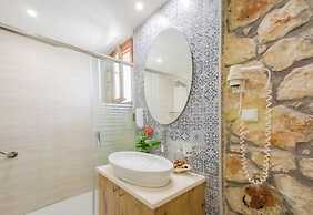 W Suites Annex by Estia