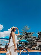 Orange Resort