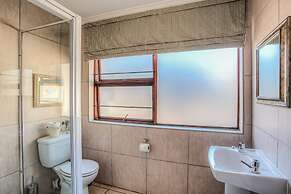 Sunninghill Guest Lodge