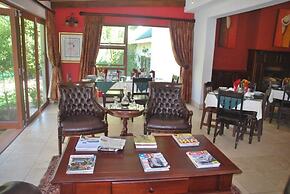 Sunninghill Guest Lodge