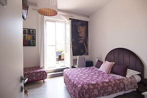 7 Rooms