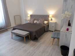 7 Rooms