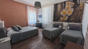 7 Rooms