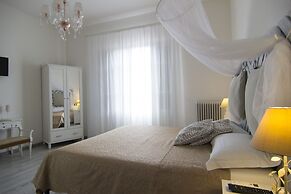 7 Rooms