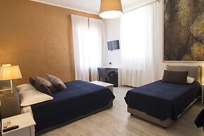 7 Rooms