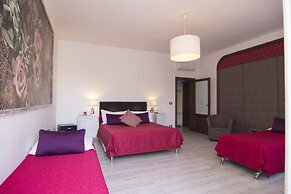 7 Rooms