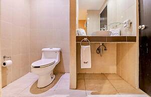 First Inn Hotel & Business