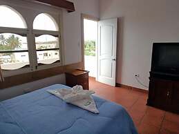 Hotel Crossman
