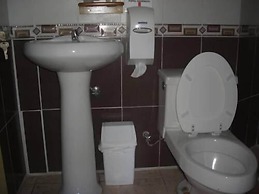 Hotel Crossman