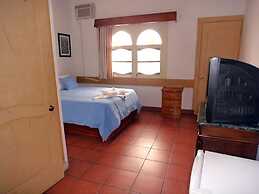 Hotel Crossman