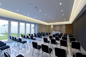 Hampton Inn & Suites by Hilton Paraiso